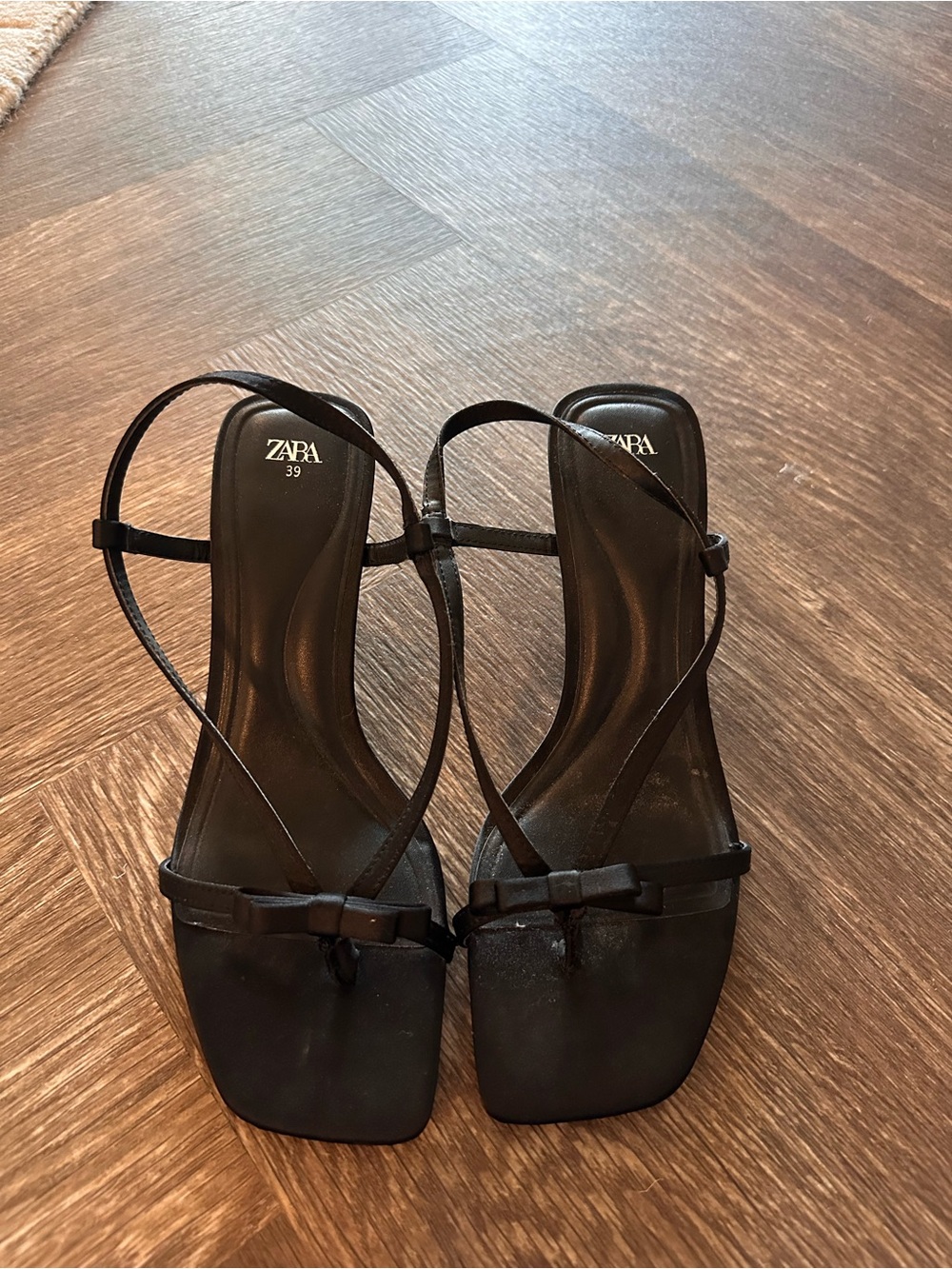 ZARA Black Strappy Square-Toe Sandals with Bow Detail